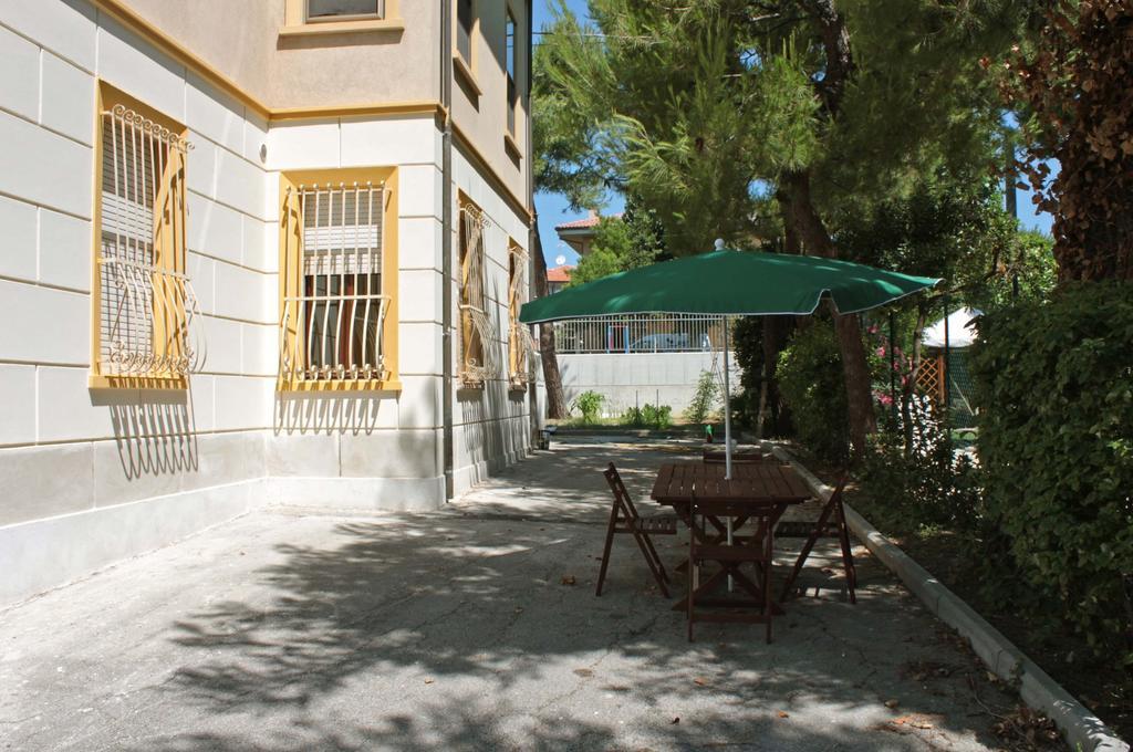 Bed and Breakfast Pino Marittimo Civitanova Marche Zewnętrze zdjęcie